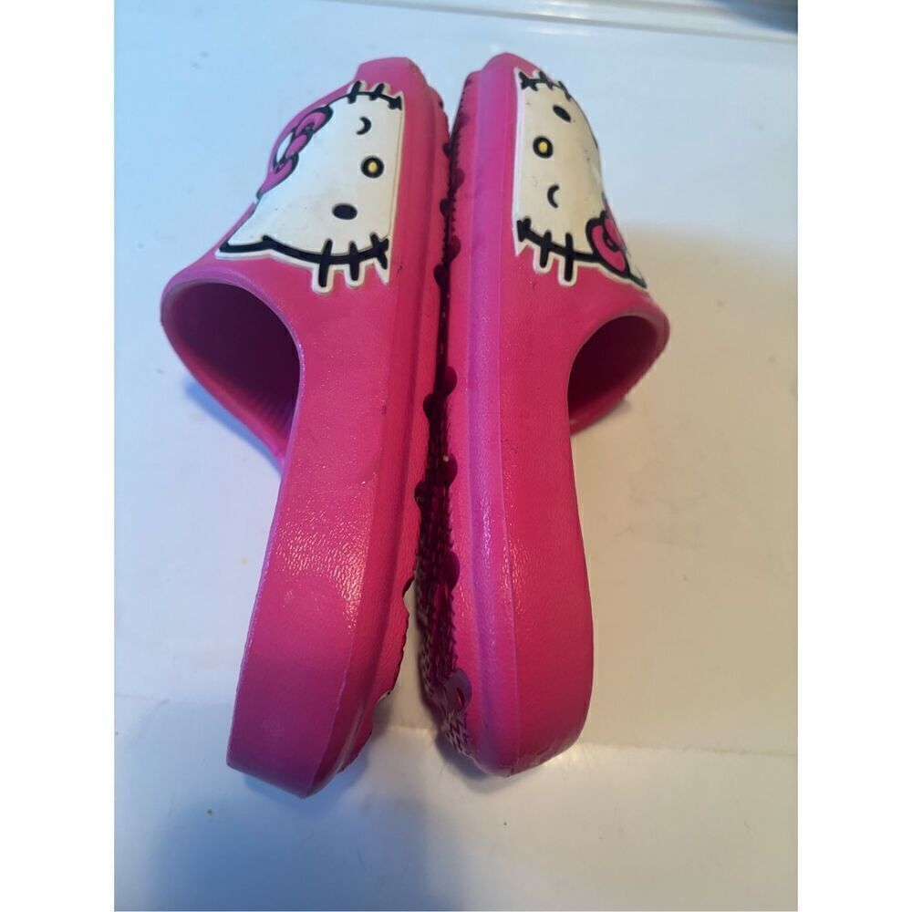 Hello Kitty Slides - Picture 4 of 4